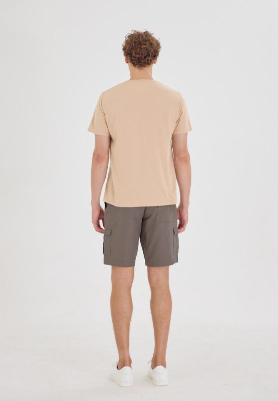 Khaki Bros. - คาคิบรอส - Round neck T-shirt Regular Fit - เสื้อยืดคอกลม - KM24K031