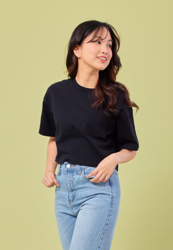Billings by Khaki Bros. เสื้อยืดคอกลม ทรง Loose  Crop fit BL23K001