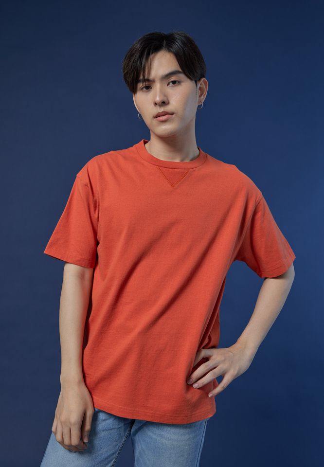 Billings by Khaki Bros. เสื้อยืดคอกลม ทรง Loose Fit BM23K007